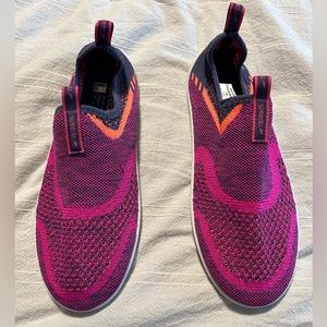 Speedo Girls Water Shoes NWOT